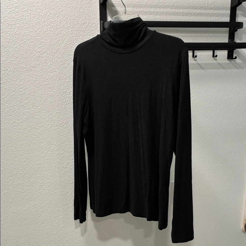 Banana Republic Black Long-Sleeve Turtleneck Top